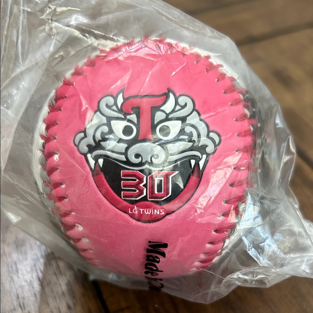 Korean baseball LG Twins 30th Anniversary Baseball